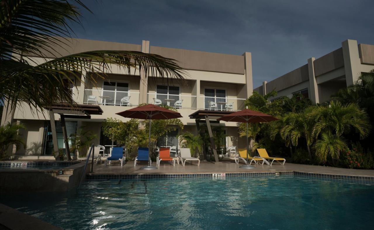 Costa Esmeralda Village Palm Beach Exterior photo